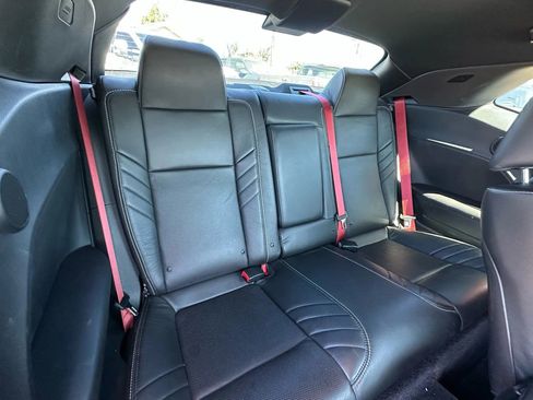 Used 2016 Dodge Challenger SRT Hellcat image 17