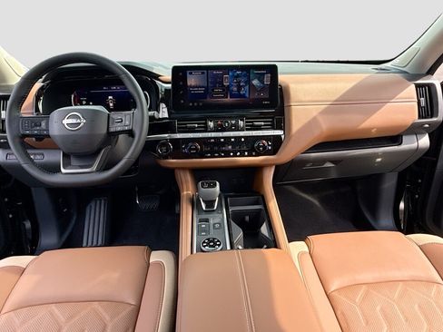 New 2026 Nissan Pathfinder Platinum AWD/4WD image 3