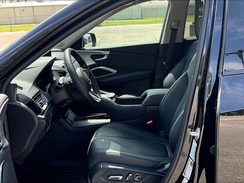 Used 2024 Acura RDX SH-AWD image 13