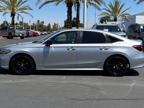 Used 2025 Honda Civic Sport image 6