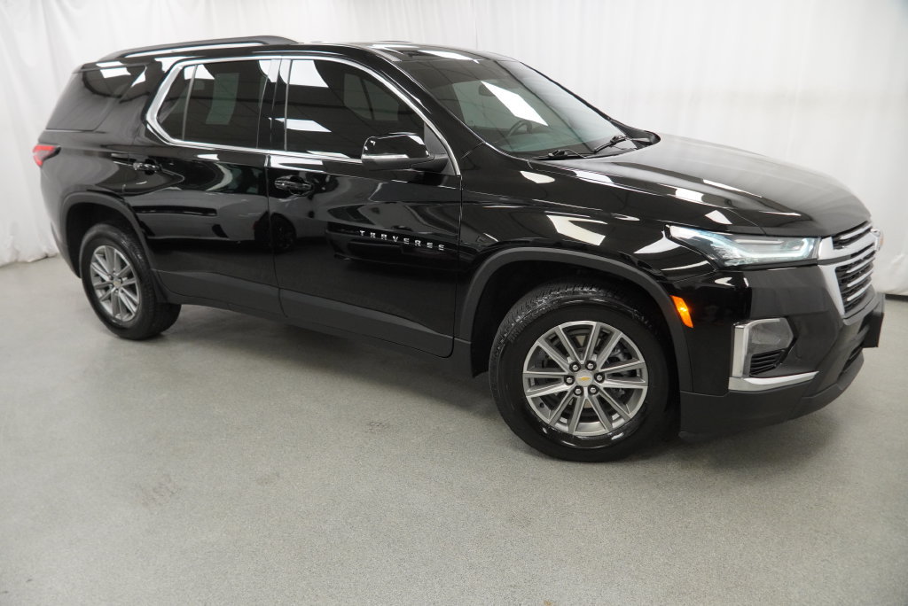 Used 2023 Chevrolet Traverse LT FWD image 5