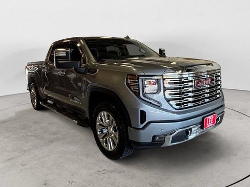 Used 2026 GMC Sierra 1500 Denali AWD/4WD image 8