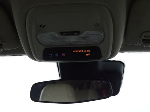 Used 2020 Buick Encore GX Select image 21