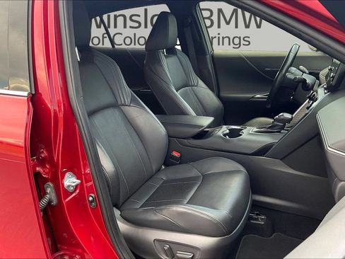 Used 2021 Toyota Venza XLE w/ Softex Package AWD/4WD image 28
