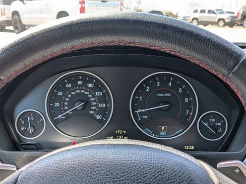 Used 2018 BMW 330e image 11