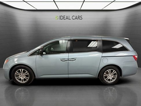Used 2013 Honda Odyssey EX image 2