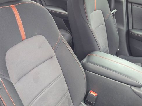 Used 2025 Nissan Sentra SR image 5