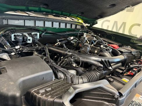 Used 2023 Ford Bronco Wildtrak image 6