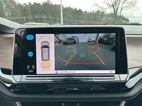 New 2026 Volkswagen Atlas SE image 24