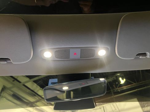 Used 2018 Tesla Model 3 Performance AWD/4WD image 18