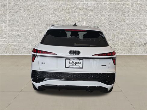 New 2026 Audi Q3 quattro 2.0T AWD/4WD image 6