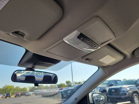 Certified 2022 Nissan Sentra SV w/ All-Weather Package image 30