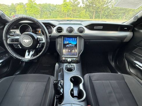 Used 2022 Ford Mustang GT RWD image 23
