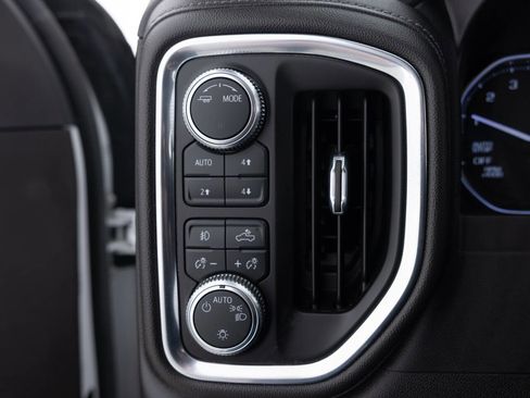 Used 2020 GMC Sierra 1500 Elevation image 39