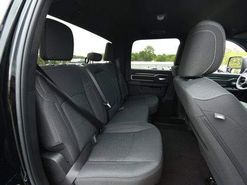 New 2026 RAM 2500 Big Horn AWD/4WD image 29