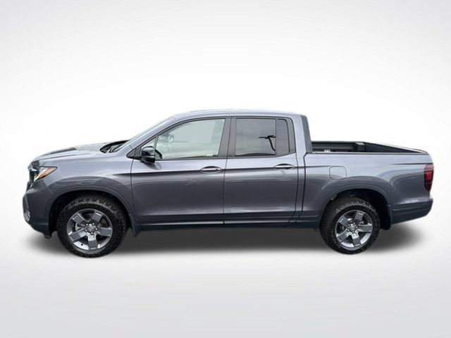 Used 2024 Honda Ridgeline TrailSport image 3