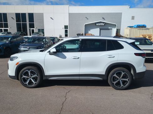 New 2026 Volkswagen Tiguan SE image 9