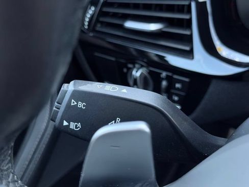 Used 2023 BMW M550i xDrive w/ Executive Package AWD/4WD image 33