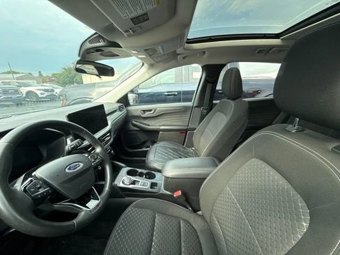 Used 2023 Ford Escape Active w/ Tech Pack #1 AWD/4WD image 5