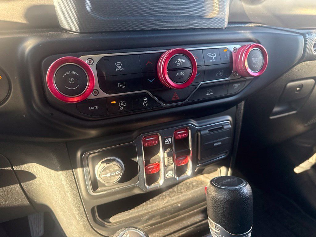 Used 2022 Jeep Gladiator Sport AWD/4WD image 23