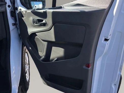 Used 2020 Ford Transit 250 Medium Roof RWD image 25
