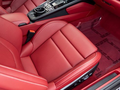 Used 2024 Porsche 911 Targa 4 GTS image 49