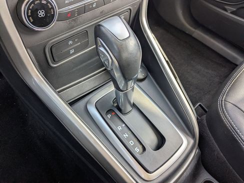 Used 2020 Ford EcoSport Titanium image 23