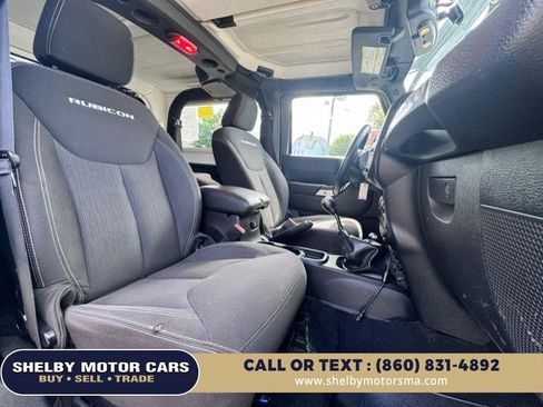 Used 2015 Jeep Wrangler Rubicon w/ Dual Top Group AWD/4WD image 15