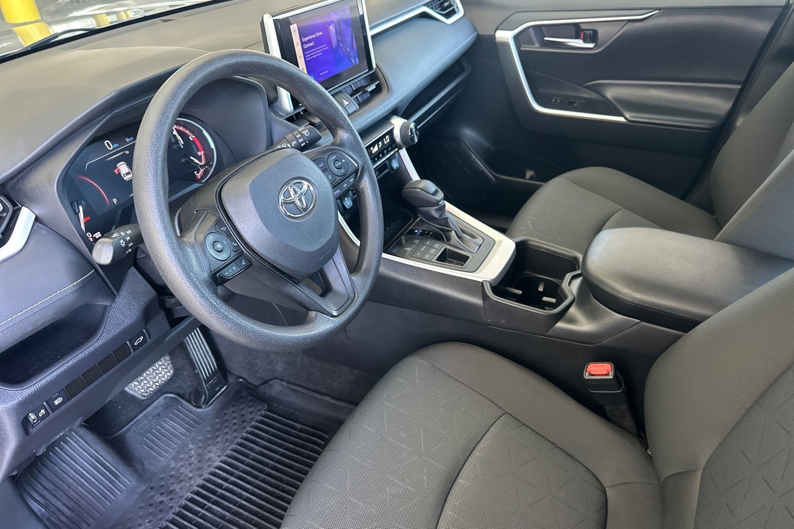 Certified 2024 Toyota RAV4 XLE w/ Convenience Package AWD/4WD image 9