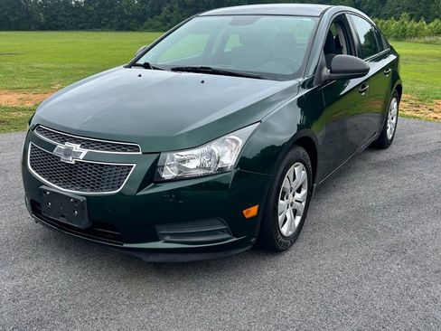 Used 2014 Chevrolet Cruze LS FWD image 1