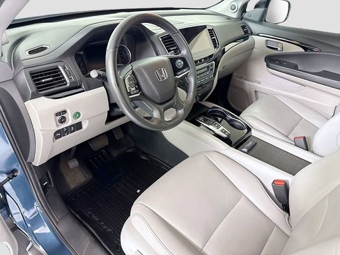 Used 2020 Honda Pilot Touring image 9