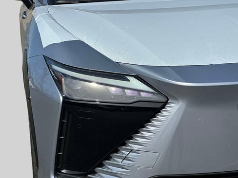 New 2026 Lexus RZ 450e AWD image 8