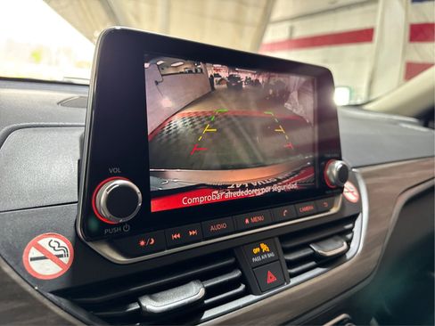 Used 2023 Nissan Altima 2.5 SV FWD image 21
