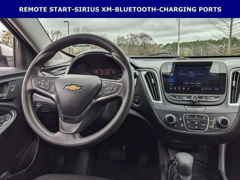 Used 2024 Chevrolet Malibu LT image 11