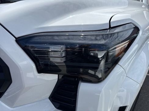 Used 2025 Toyota Tacoma SR5 AWD/4WD image 3