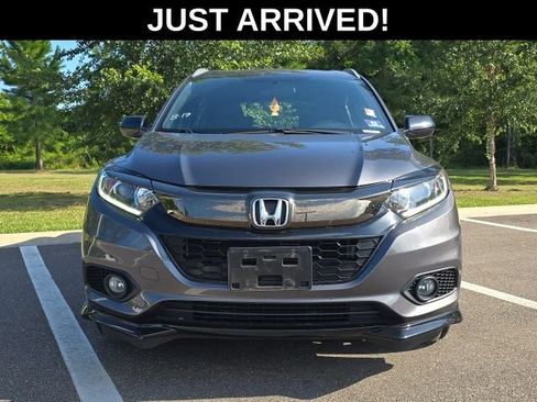 Used 2019 Honda HR-V Sport image 2
