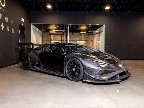 Used 2023 Lamborghini Huracan EVO image 13