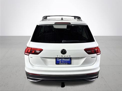 Certified 2023 Volkswagen Tiguan SE AWD/4WD image 8