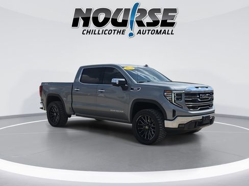 Used 2024 GMC Sierra 1500 SLT w/ SLT Convenience Package AWD/4WD image 2