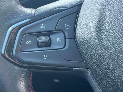 Used 2021 Chevrolet TrailBlazer RS w/ Sun and Liftgate Package image 16