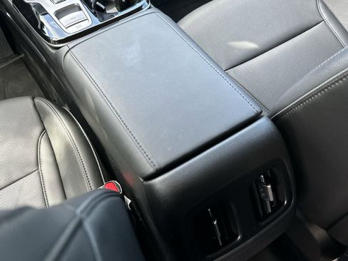 Used 2024 Hyundai Tucson Limited image 22