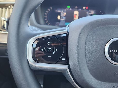 New 2026 Volvo XC90 T8 Ultra w/ Protection Package Premier image 16