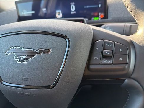 New 2025 Ford Mustang Mach-E Premium image 19