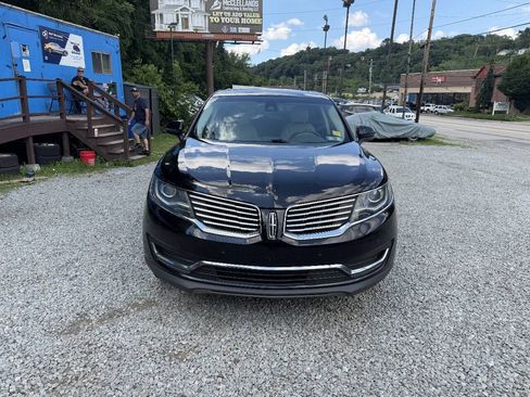 Used 2018 Lincoln MKX Reserve w/ Driver Assistance Package AWD/4WD image 5