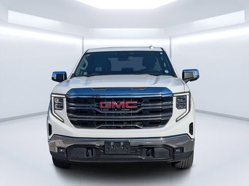 Used 2025 GMC Sierra 1500 SLT image 8