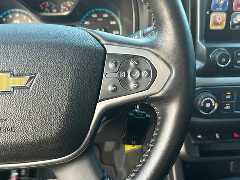 Used 2018 Chevrolet Colorado LT w/ LT Convenience Package RWD image 38