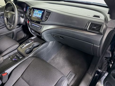 Used 2021 Honda Passport Sport image 30