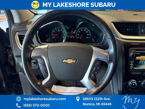 Used 2016 Chevrolet Traverse LT w/ Style and Technology Package FWD image 20