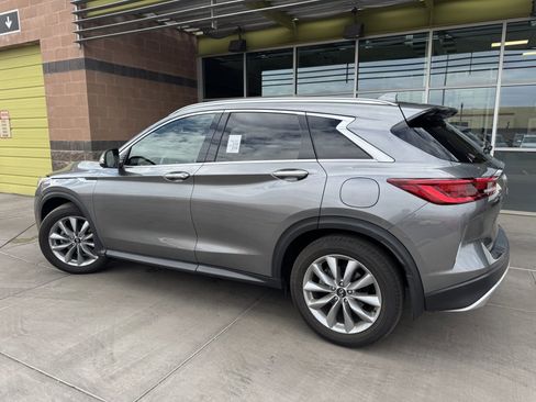 Used 2022 INFINITI QX50 Essential image 5