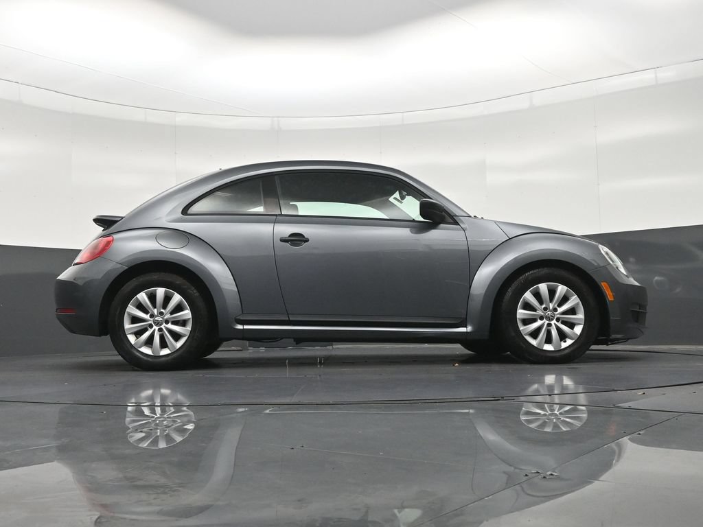 Used 2016 Volkswagen Beetle 1.8T S FWD image 27